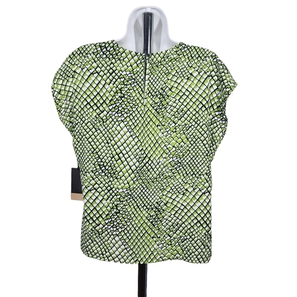 HALOGEN GEOMETRIC PRINT CAP SLEEVE BLOUSE - Picture 2 of 6